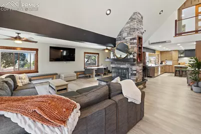 990 Eagle Rock Road, Colorado Springs, CO 80918 - Photo 4