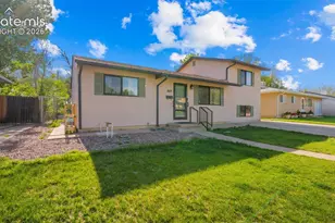 1819 Yakima Ln, Pueblo, CO 81001 - Photo 8