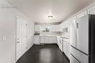1120 Maxwell St, Colorado Springs, CO 80906 - Photo 8