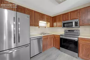 4371 Hunting Meadows Cir, Colorado Springs, CO 80916 - Photo 2