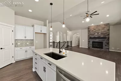 16445 Mountain Glory Drive, Monument, CO 80132 - Photo 4