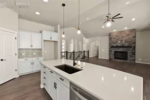 16445 Mountain Glory Dr, Monument, CO 80132 - Photo 4