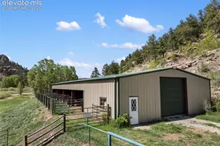 2401 Lakemoor Dr, Florissant, CO 80816 - Photo 12