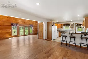 2401 Lakemoor Dr, Florissant, CO 80816 - Photo 20