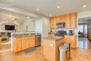 6019 Mapleton Dr, Colorado Springs, CO 80918 - Photo 2