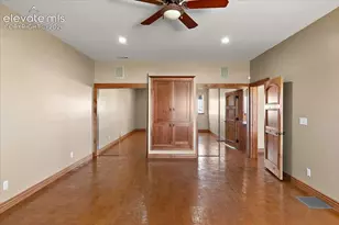 1035 Newton Rd, Pueblo, CO 81005 - Photo 12