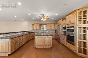 1035 Newton Rd, Pueblo, CO 81005 - Photo 4