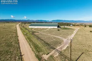 1035 Newton Rd, Pueblo, CO 81005 - Photo 4