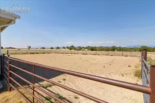 1035 Newton Rd, Pueblo, CO 81005 - Photo 42