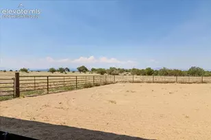 1035 Newton Rd, Pueblo, CO 81005 - Photo 30