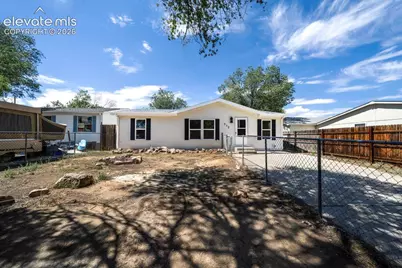 713 Santa Barbara Avenue, Pueblo, CO 81005 - Photo 1