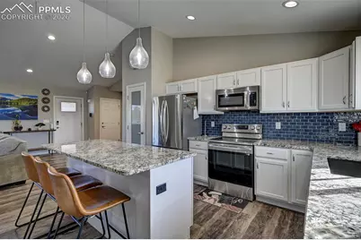 40 E Lyons Drive, Pueblo, CO 81007 - Photo 8