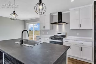 930 Awesome View, Yoder, CO 80864 - Photo 6