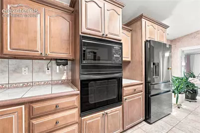 1223 E Rio Grande Street, Colorado Springs, CO 80910 - Photo 10