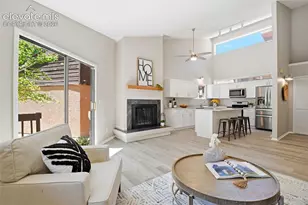806 Pebblewood Dr, Colorado Springs, CO 80919 - Photo 4