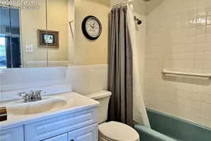 411 Lakewood Circle, Colorado Springs, CO 80910 - Photo 20