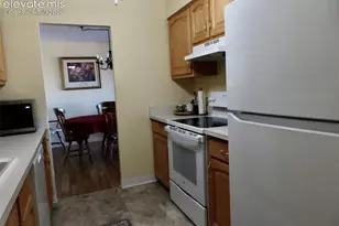 411 Lakewood Circle, Colorado Springs, CO 80910 - Photo 4