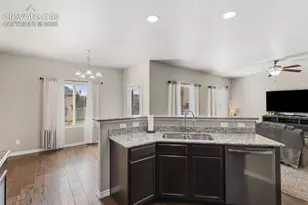 10013 Thunderbolt Trail, Colorado Springs, CO 80925 - Photo 8
