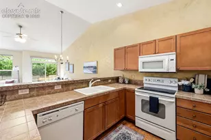 4580 Scarlet Dr, Colorado Springs, CO 80920 - Photo 6