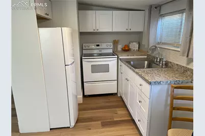 522 N Spruce Street, Colorado Springs, CO 80905 - Photo 8