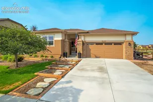 8107 Cedarstone Ln, Colorado Springs, CO 80927 - Photo 2