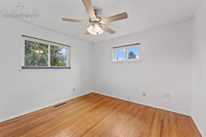 1039 Valley Road, Colorado Springs, CO 80904 - Photo 10