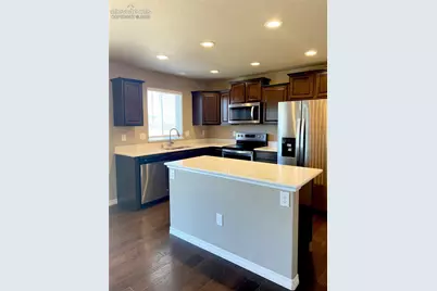 6142 Meadowbank Lane, Colorado Springs, CO 80925 - Photo 2