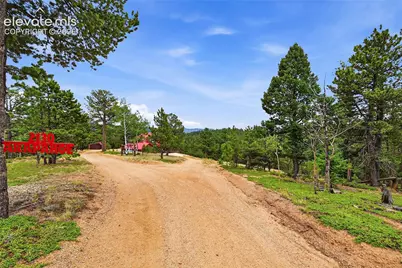 2130 Arapahoe Street, Woodland Park, CO 80863 - Photo 2
