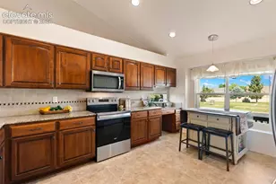 7517 Legend Hill Dr, Colorado Springs, CO 80923 - Photo 20