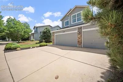 6096 Pioneer Mesa Drive, Colorado Springs, CO 80923 - Photo 2