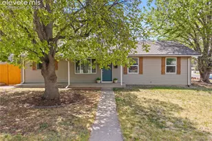 2633 E Bijou St, Colorado Springs, CO 80909 - Photo 2