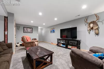 965 N Cimarron Drive, Pueblo, CO 81007 - Photo 20