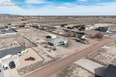 965 N Cimarron Drive, Pueblo, CO 81007 - Photo 38