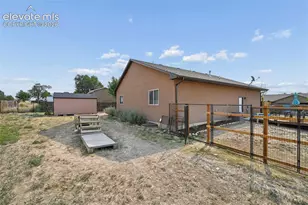 645 S Greenway Ave, Pueblo, CO 81007 - Photo 24