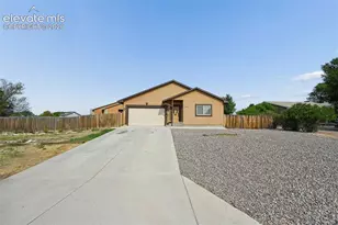 645 S Greenway Ave, Pueblo, CO 81007 - Photo 2