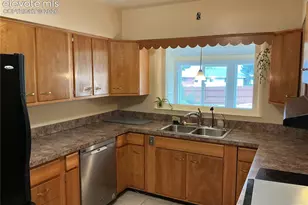 2409 N Chelton Rd, Colorado Springs, CO 80909 - Photo 4
