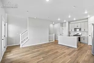 1427 Ducett Hts, Colorado Springs, CO 80904 - Photo 2