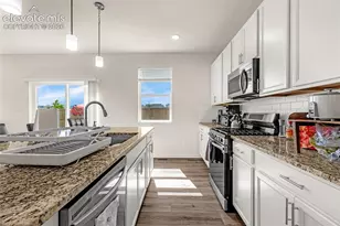 8122 Goldenray Pl, Colorado Springs, CO 80908 - Photo 14