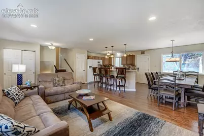 3806 Somerset Drive, Colorado Springs, CO 80907 - Photo 8