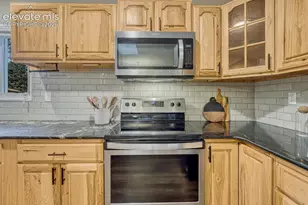 3960 Vondelpark Pl, Colorado Springs, CO 80907 - Photo 10