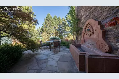 4896 Stonehill Road, Colorado Springs, CO 80918 - Photo 6