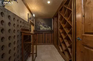 4896 Stonehill Rd, Colorado Springs, CO 80918 - Photo 20