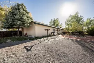 601 S Inca Dr, Pueblo West, CO 81007 - Photo 4