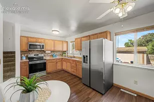 4032 Colony Hills Cir, Colorado Springs, CO 80916 - Photo 6