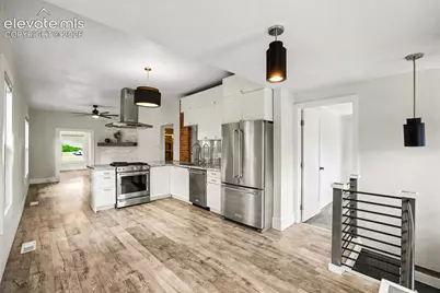 911 W Pikes Peak Avenue, Colorado Springs, CO 80905 - Photo 8