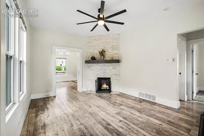 911 W Pikes Peak Avenue, Colorado Springs, CO 80905 - Photo 4