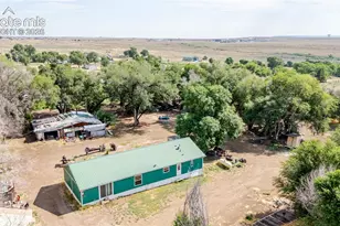 1413 3rd Rd, Pueblo, CO 81007 - Photo 6