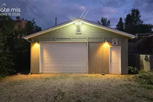 601 Crestridge Ave, Colorado Springs, CO 80906 - Photo 32