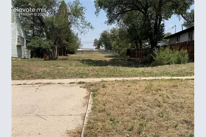 824 E Costilla Street, Colorado Springs, CO 80903 - Photo 2