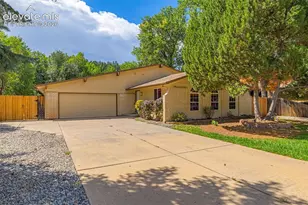2613 Flintridge Dr, Colorado Springs, CO 80918 - Photo 2